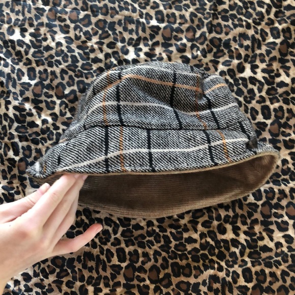 Bucket hat - Picture 2 of 5